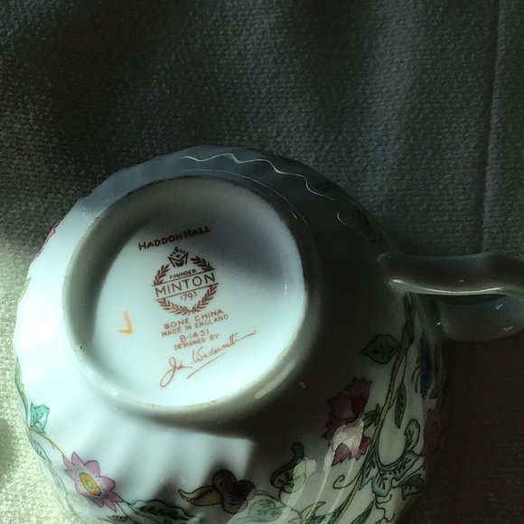 Mention Haddon Hall tea cup/saucer￼2 - Picture 5 of 6